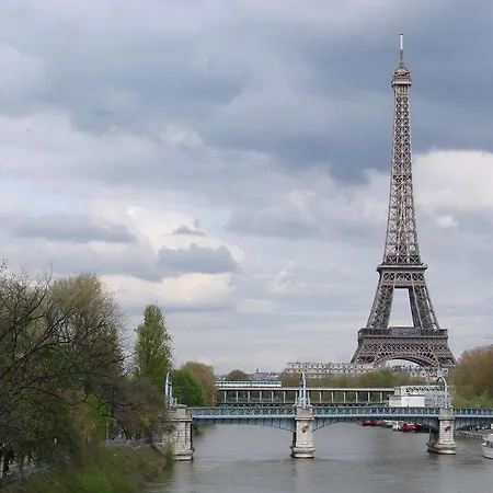Seine 公寓 *